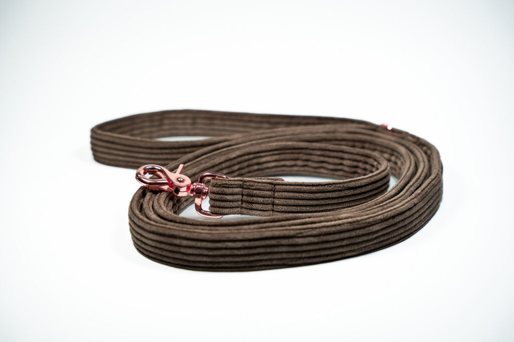 Smycz miejska sztruksowa – Chocolate