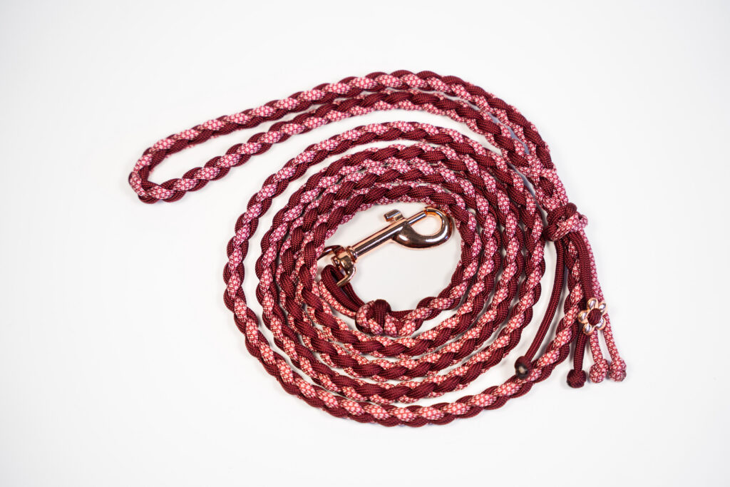 Smycz miejska pleciona paracord – personalizowana