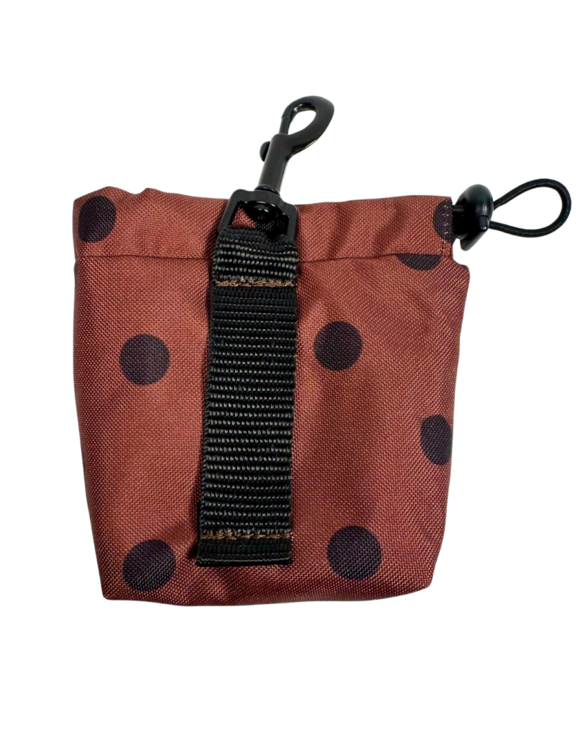 Saszetka na smaczki – Doggie Dots Chocolate